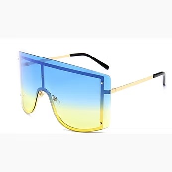 A compelling view on sisterhood and digital storytelling