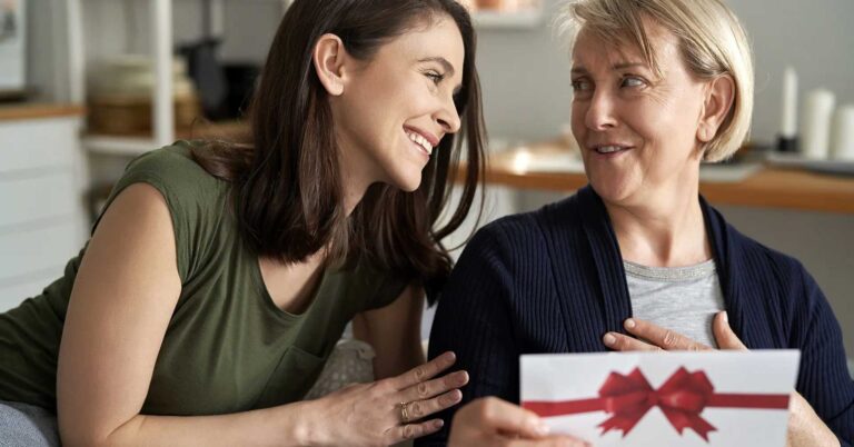 A friendliest guide to lash lift and tint and Waxing near me options